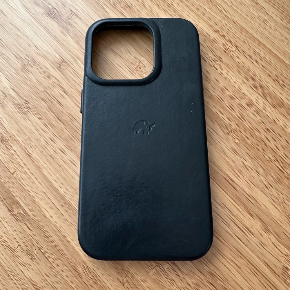 Bullstrap Leather iPhone Case with Precise Cutouts